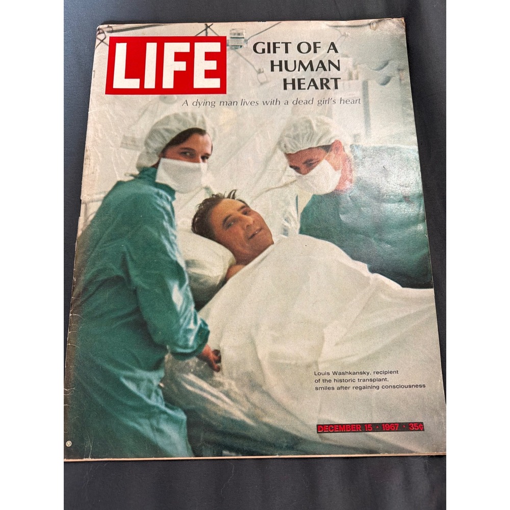 Vintage LIFE Magazine Dec 15 1967 Human Heart Transplant Vietnam War Marlboro